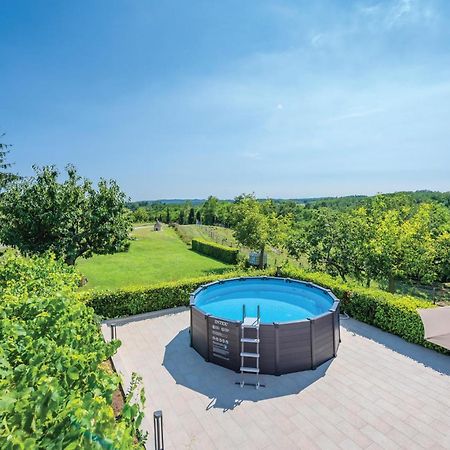 Cozy Apartment In Pican With Kitchen Εξωτερικό φωτογραφία