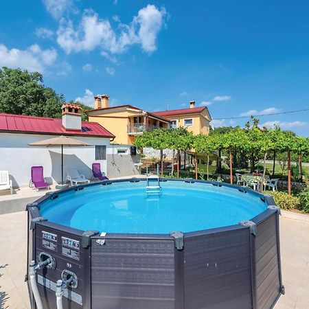 Cozy Apartment In Pican With Kitchen Εξωτερικό φωτογραφία